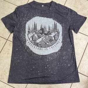 Adventure Women’s Graphic Tee!